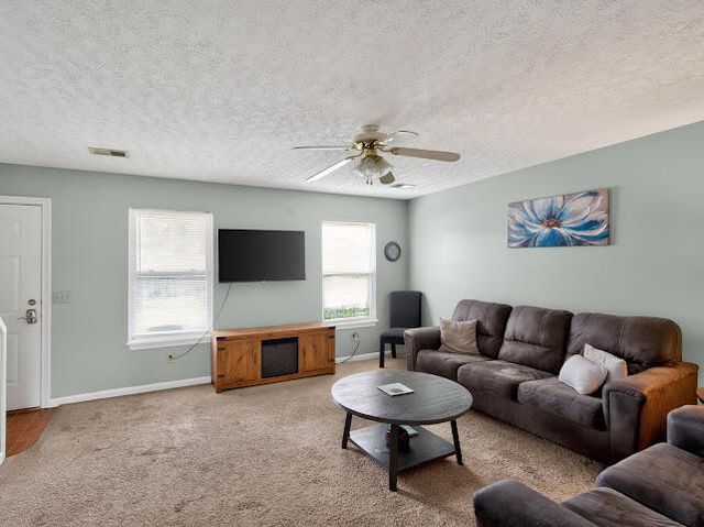 502 Tecumseh Trail D, Versailles, KY 40383