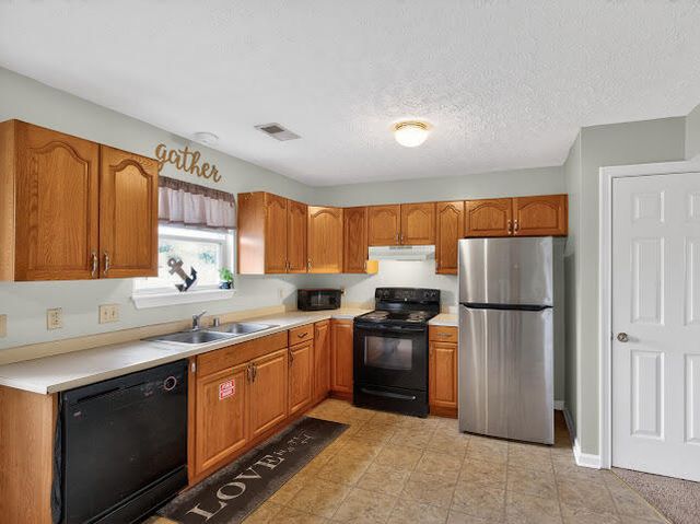 502 Tecumseh Trail D, Versailles, KY 40383