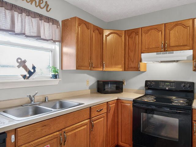 502 Tecumseh Trail D, Versailles, KY 40383