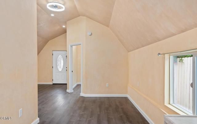 831 Blaine Avenue, Fillmore, CA 93015