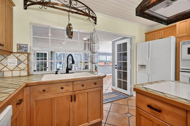 2730 Sherman St, Hollywood, FL 33020