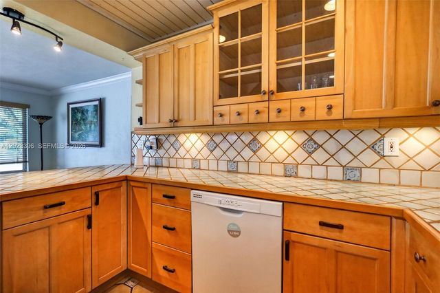 2730 Sherman St, Hollywood, FL 33020