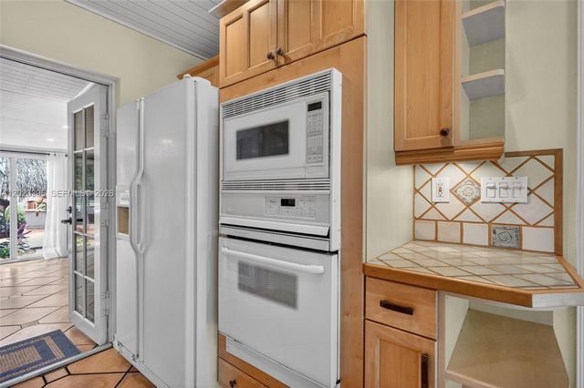 2730 Sherman St, Hollywood, FL 33020