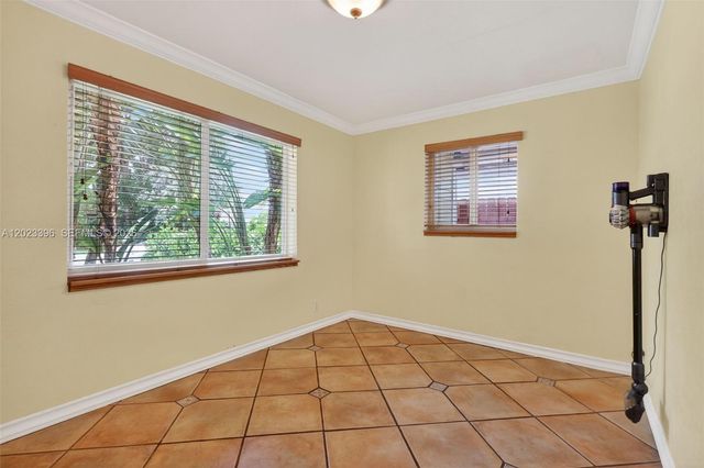 2730 Sherman St, Hollywood, FL 33020