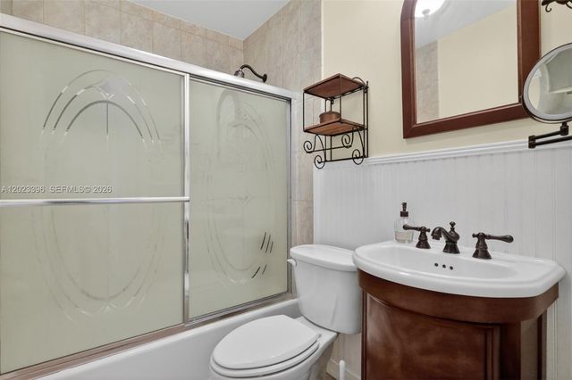 2730 Sherman St, Hollywood, FL 33020