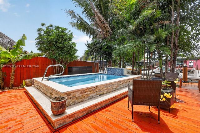 2730 Sherman St, Hollywood, FL 33020