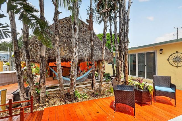 2730 Sherman St, Hollywood, FL 33020