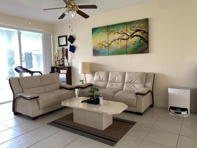 2304 Center Stone Lane, Riviera Beach, FL 33404