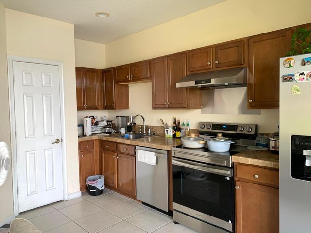 2304 Center Stone Lane, Riviera Beach, FL 33404