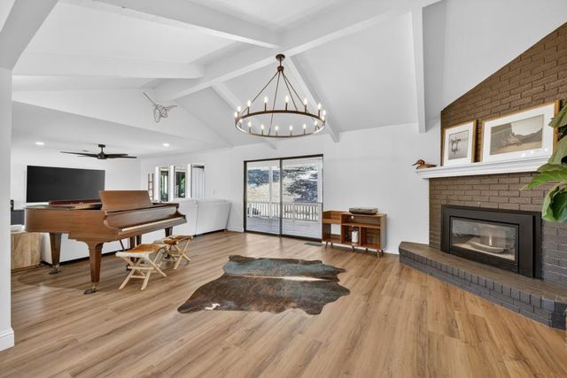 3068 Twin Oaks Rd, Cameron Park, CA 95682