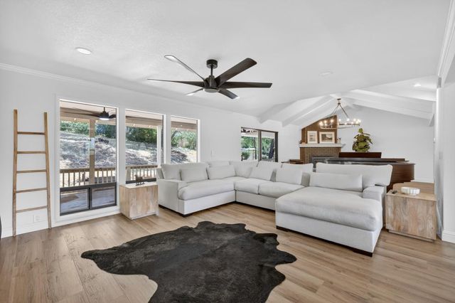 3068 Twin Oaks Rd, Cameron Park, CA 95682