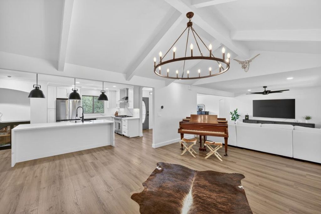 3068 Twin Oaks Rd, Cameron Park, CA 95682
