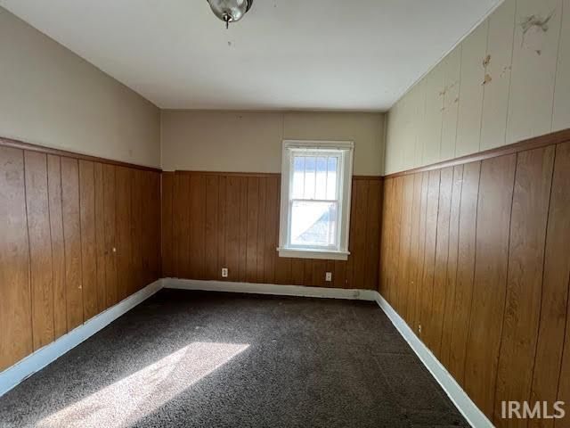 1210 Johnson Street, South Bend, IN 46628