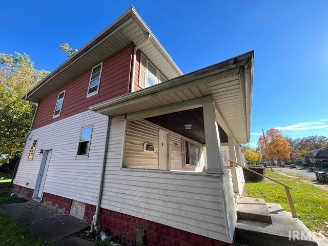 1210 Johnson Street, South Bend, IN 46628