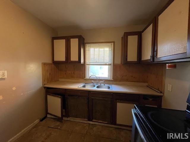 1210 Johnson Street, South Bend, IN 46628