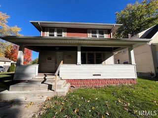 1210 Johnson Street, South Bend, IN 46628
