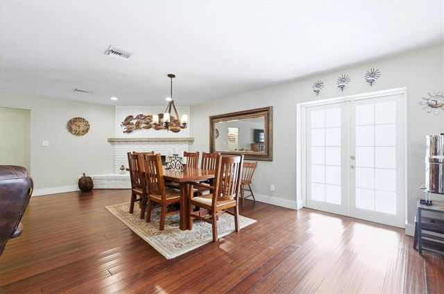 5505 BENEVA WOODS CIRCLE, Sarasota, FL 34233