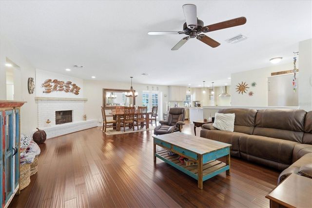 5505 BENEVA WOODS CIRCLE, Sarasota, FL 34233