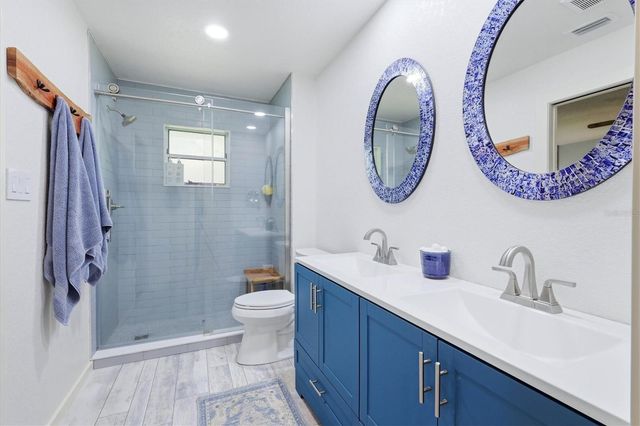 5505 BENEVA WOODS CIRCLE, Sarasota, FL 34233