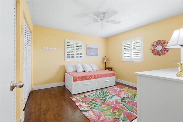 5505 BENEVA WOODS CIRCLE, Sarasota, FL 34233