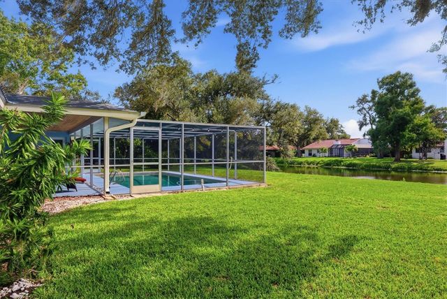 5505 BENEVA WOODS CIRCLE, Sarasota, FL 34233