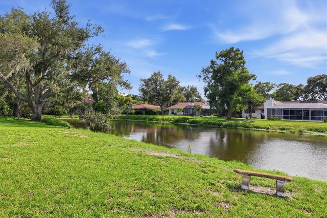 5505 BENEVA WOODS CIRCLE, Sarasota, FL 34233