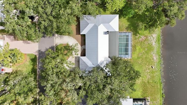 5505 BENEVA WOODS CIRCLE, Sarasota, FL 34233