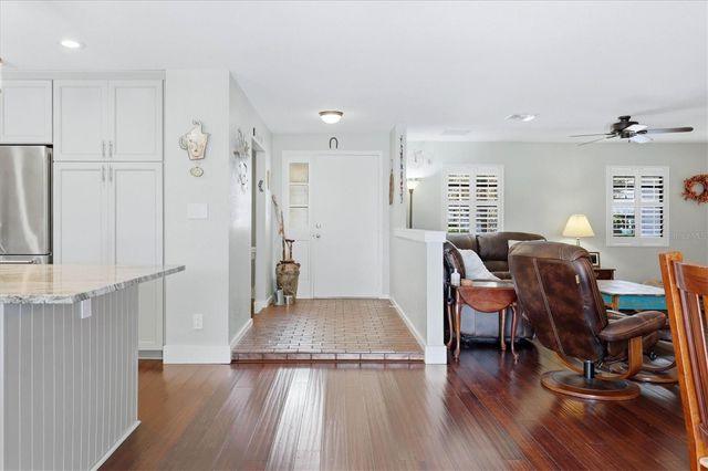 5505 BENEVA WOODS CIRCLE, Sarasota, FL 34233