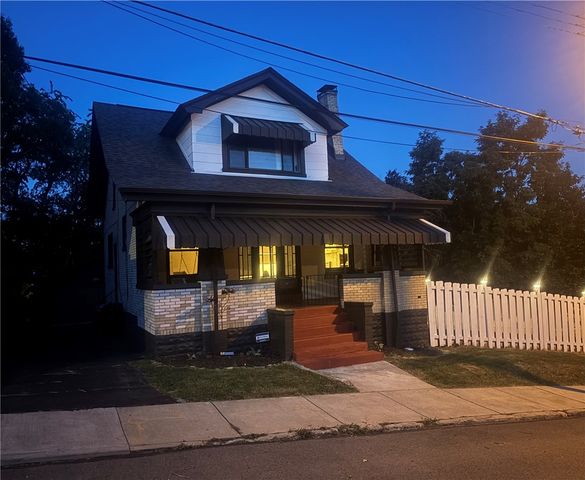 2329 Spokane Ave, Carrick, PA 15210