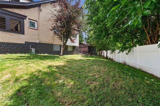 2329 Spokane Ave, Carrick, PA 15210