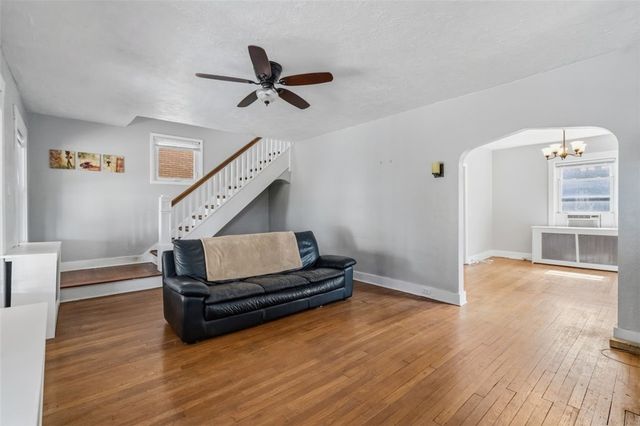 2329 Spokane Ave, Carrick, PA 15210