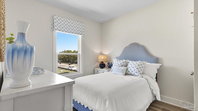 1310 W Zarragossa St, Pensacola, FL 32502