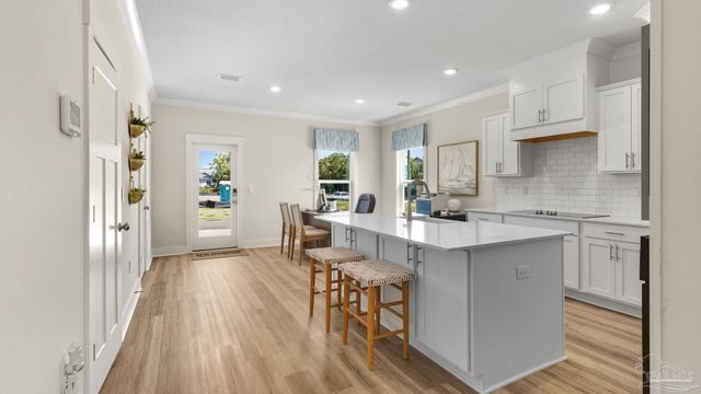 1310 W Zarragossa St, Pensacola, FL 32502