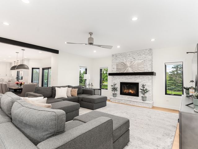 12100 W Aspen Lane, Homer Glen, IL 60491
