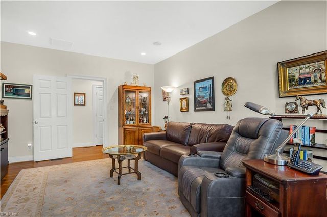 2400 Andre Esteve, Williamsburg, VA 23185