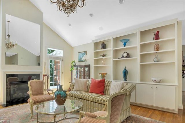 2400 Andre Esteve, Williamsburg, VA 23185