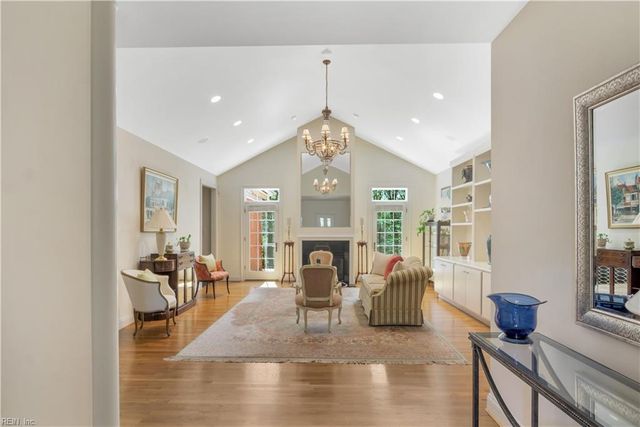 2400 Andre Esteve, Williamsburg, VA 23185