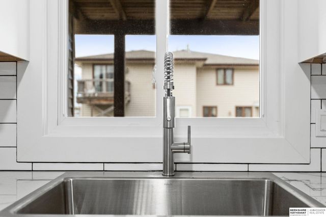 12611 Weir Street, Omaha, NE 68137