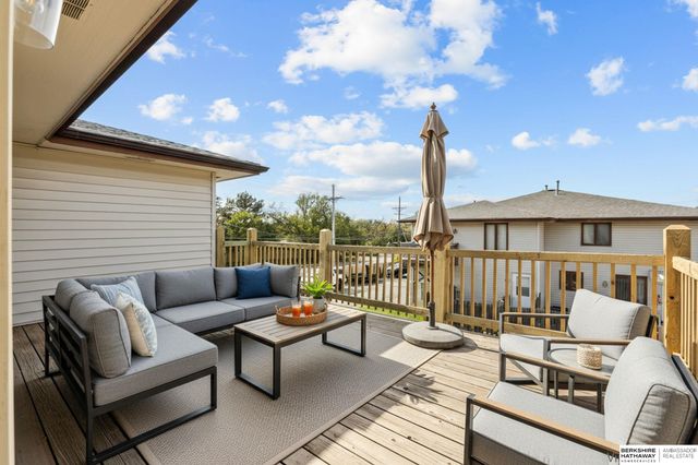 12611 Weir Street, Omaha, NE 68137