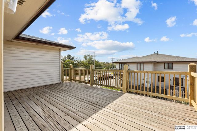 12611 Weir Street, Omaha, NE 68137