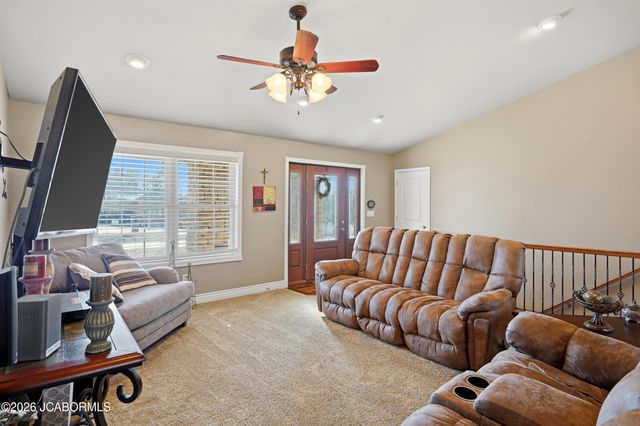 1186 CHOCTAW RIDGE, Holts Summit, MO 65043