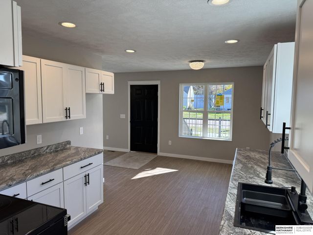 1512 E 2nd Street, Fremont, NE 68025