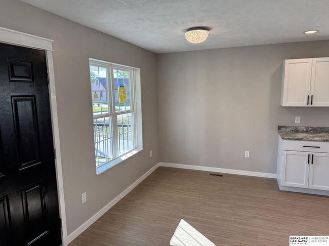 1512 E 2nd Street, Fremont, NE 68025