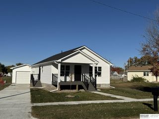 1512 E 2nd Street, Fremont, NE 68025