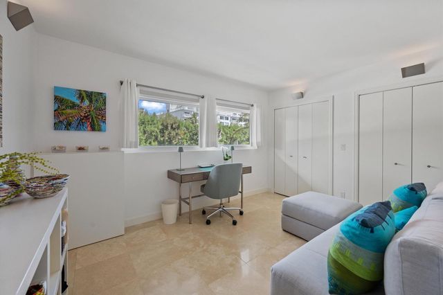 139 Sunrise Avenue 205, Palm Beach, FL 33480