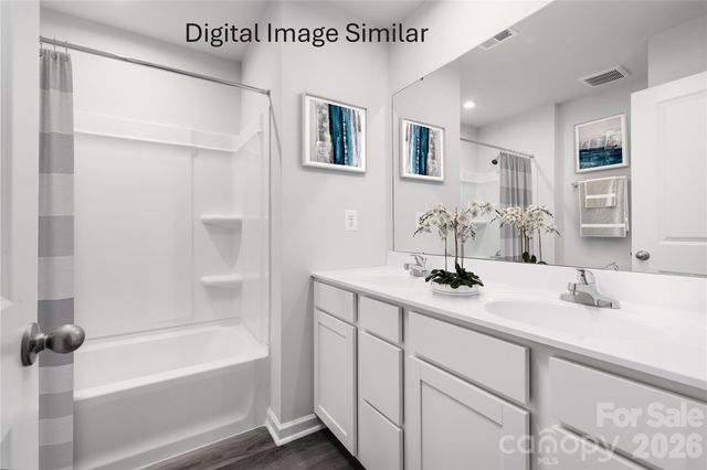 1613 Cunningham Towns Court, Charlotte, NC 28208