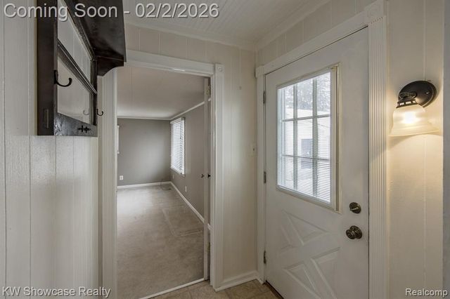 2161 E Euna, Wixom, MI 48393