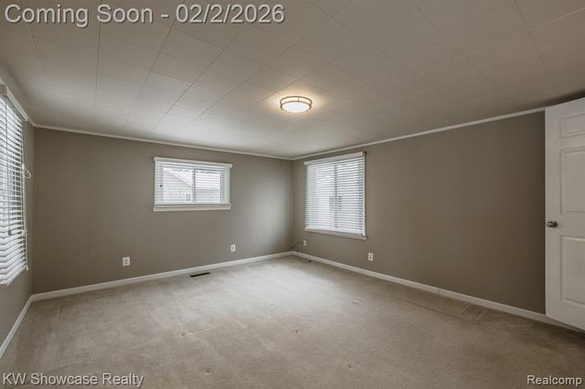 2161 E Euna, Wixom, MI 48393