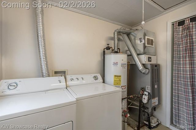 2161 E Euna, Wixom, MI 48393