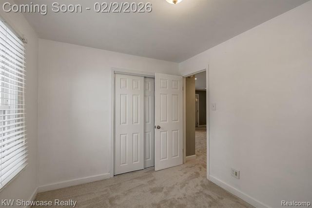 2161 E Euna, Wixom, MI 48393